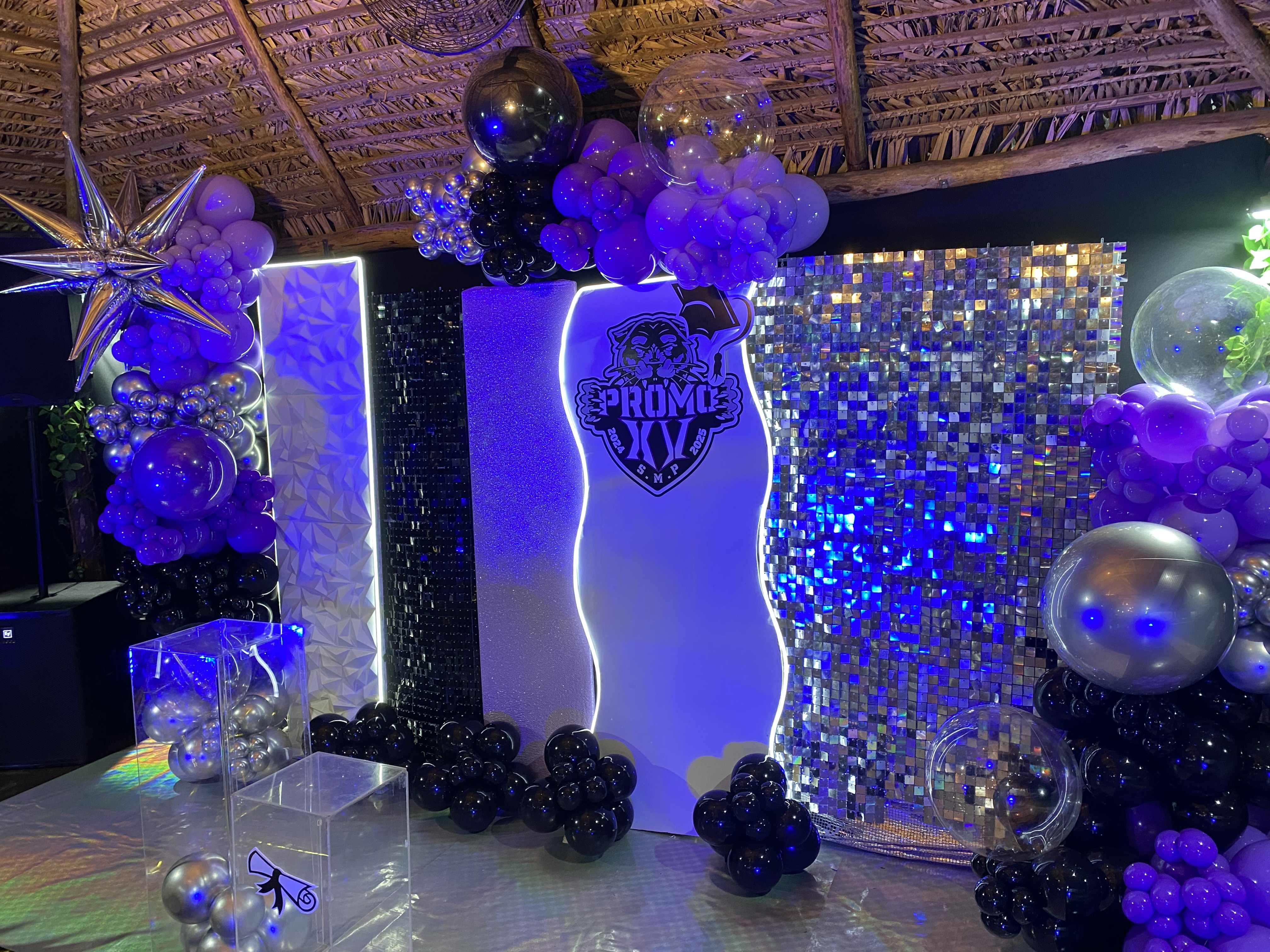 Montaje con decoración a medida para celebración en La Choza